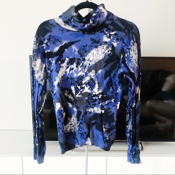 Spanner Sport Blue Black White Print Turtleneck Long Sleeve Sweater Top Shirt - Picture 1 of 2